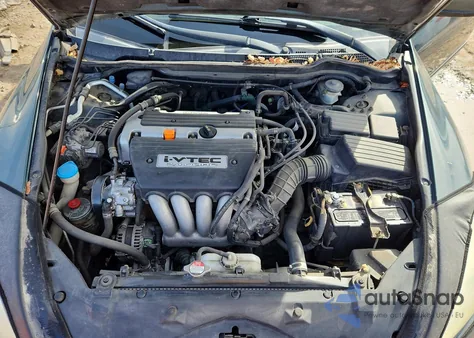 2004 Honda Accord Ex z USA, uszkodzony, nr VIN 1HGCM56804A118661